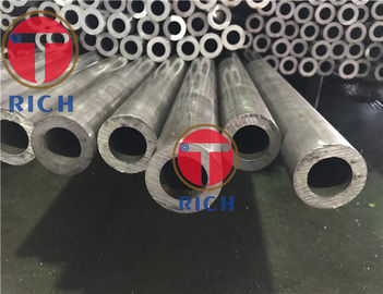 좋은 가격 ASTM A335 훼리트 합금 강관 이음새가 없는 보일러관 온라인으로